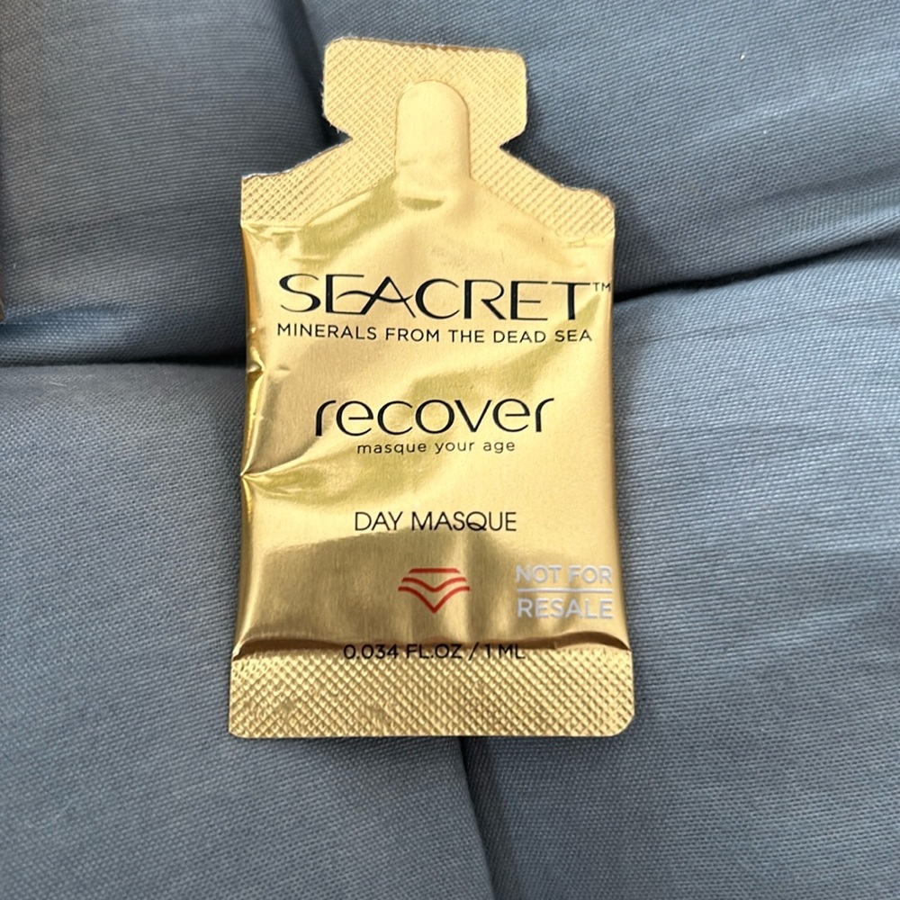 New Seacret Recover day masque samples (20 in the box)